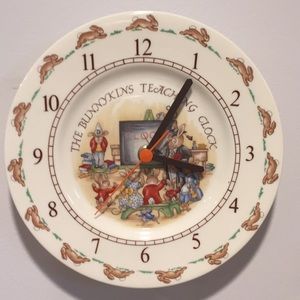Vintage Royal Doulton bunnykins teaching clock
Teachers and parents ; kids rooms